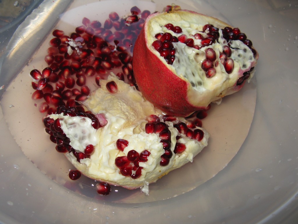 seeding a pomegranate