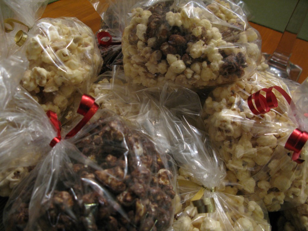 Heavenly Popcorn packed into gift bags.